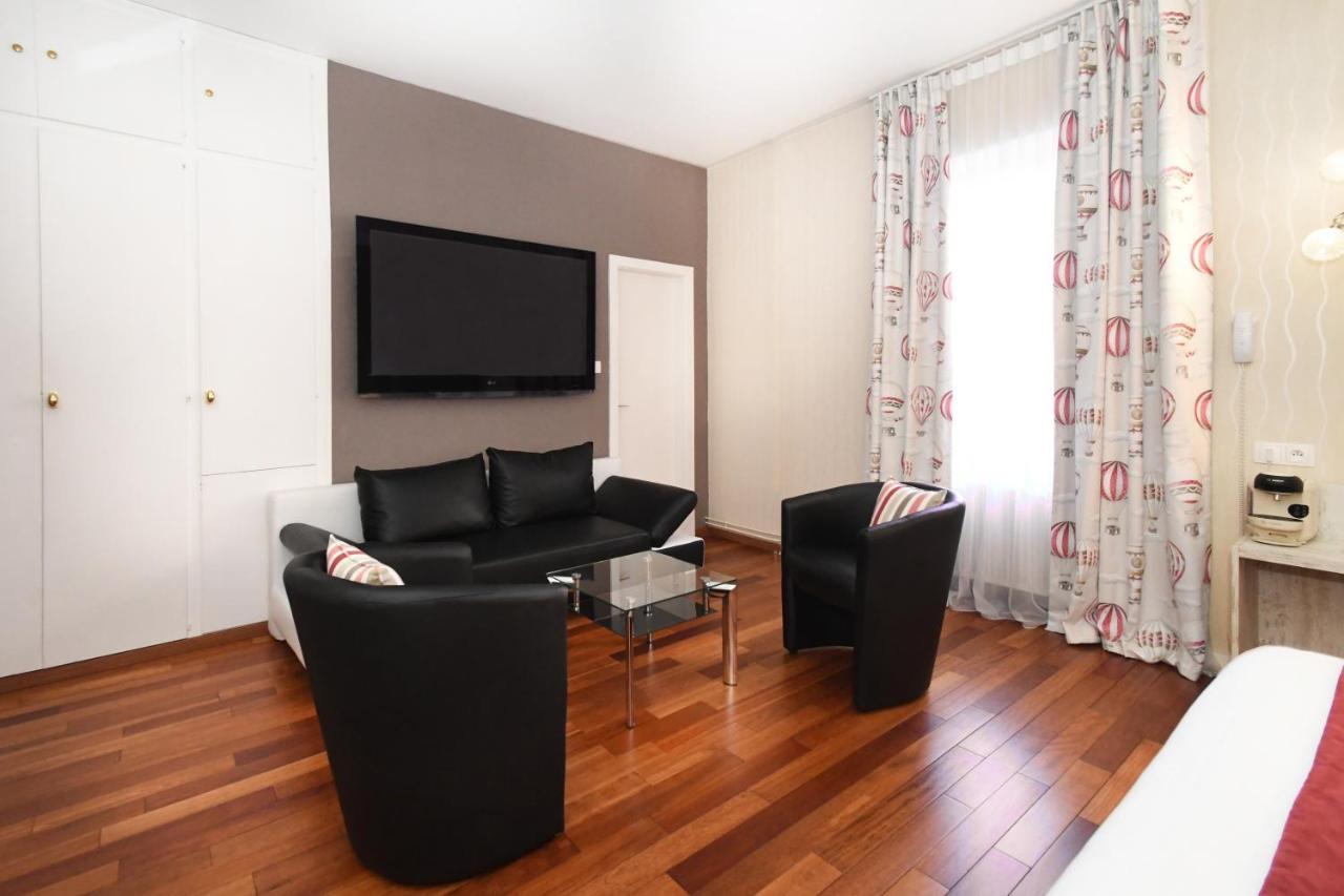 Logis Hotel Du Centre - Halte Ideale En Cyclotourisme Avec Garage A Velos Clos Molsheim Luaran gambar