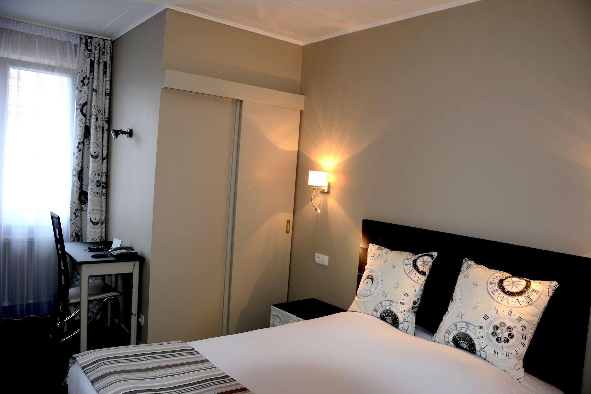 Logis Hotel Du Centre - Halte Ideale En Cyclotourisme Avec Garage A Velos Clos Molsheim Luaran gambar